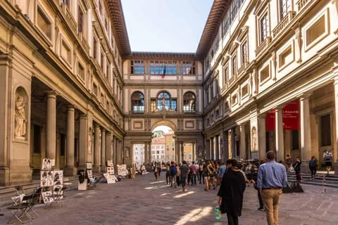 Painted corridor ceiling of the Uffizi Gallery guided tour