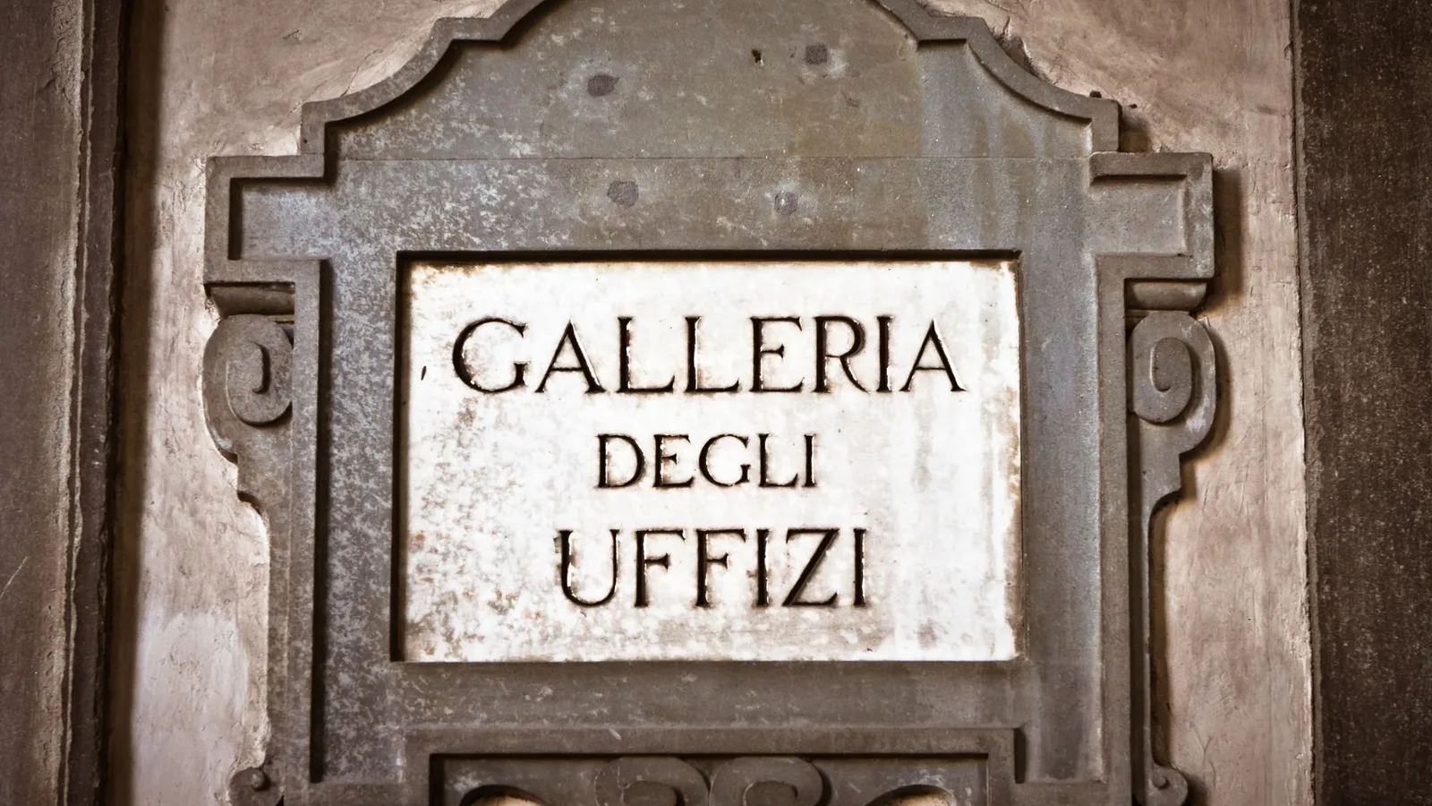 Uffizi Gallery Hours 2026: When to Actually Visit (And When to Stay Far Away)